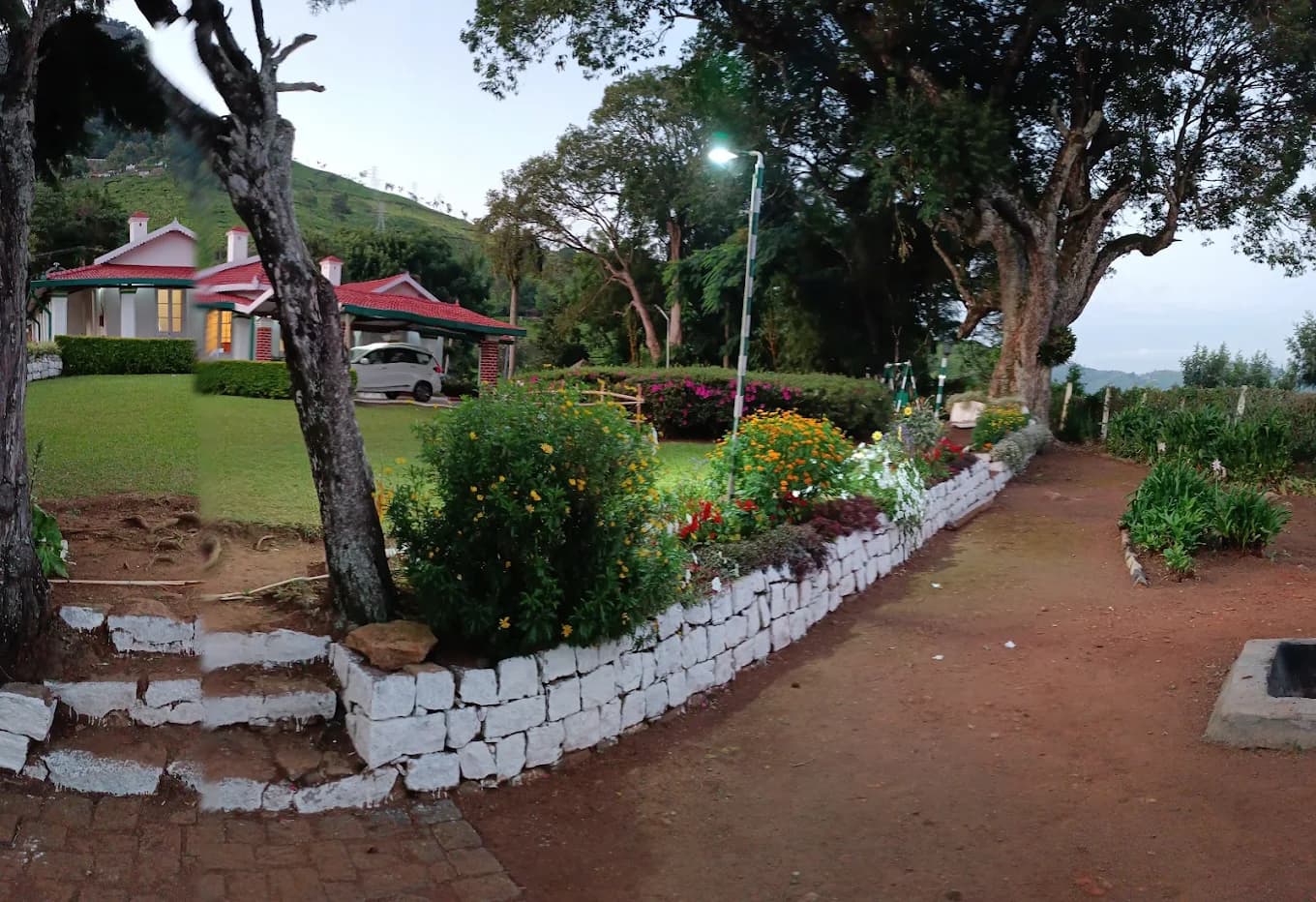 The Colonial Crown image 6