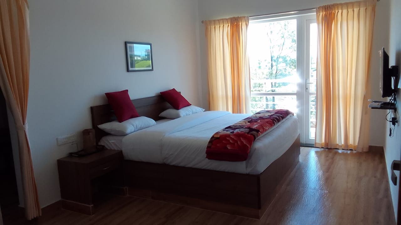 The Monarch's Nest image 10