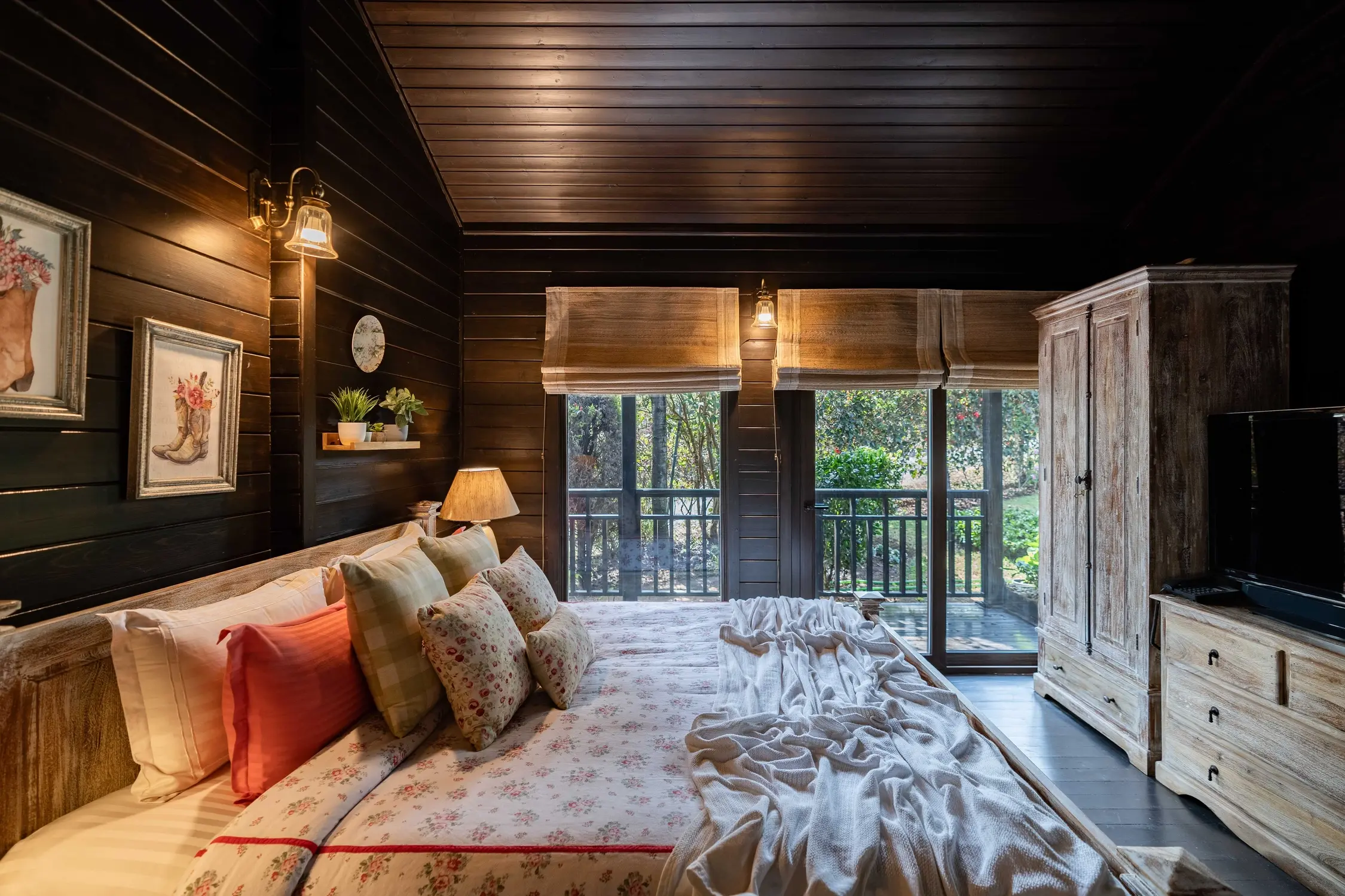 The Valley Muse image 18